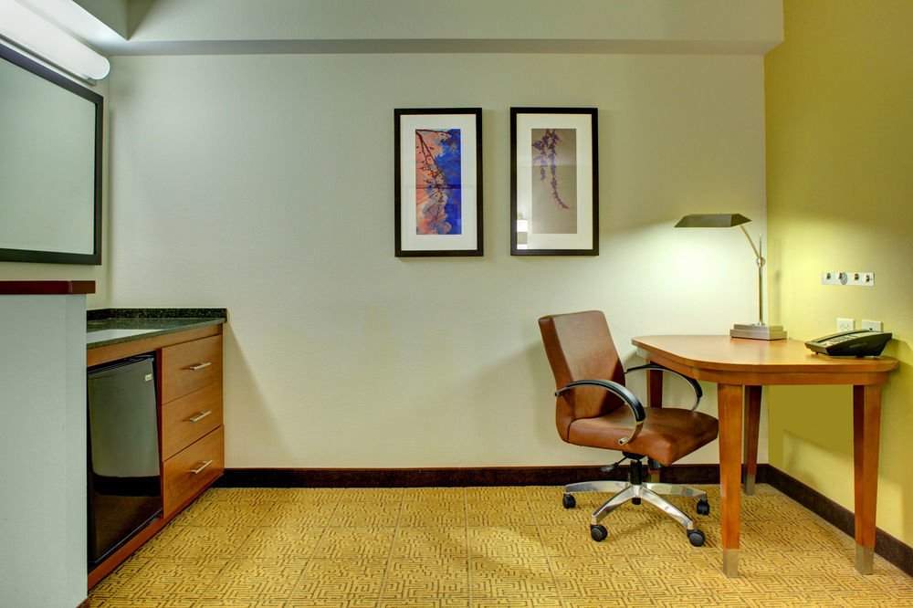 Hyatt Place Fort Lauderdale Airport/Cruise Port Данія-Біч Екстер'єр фото